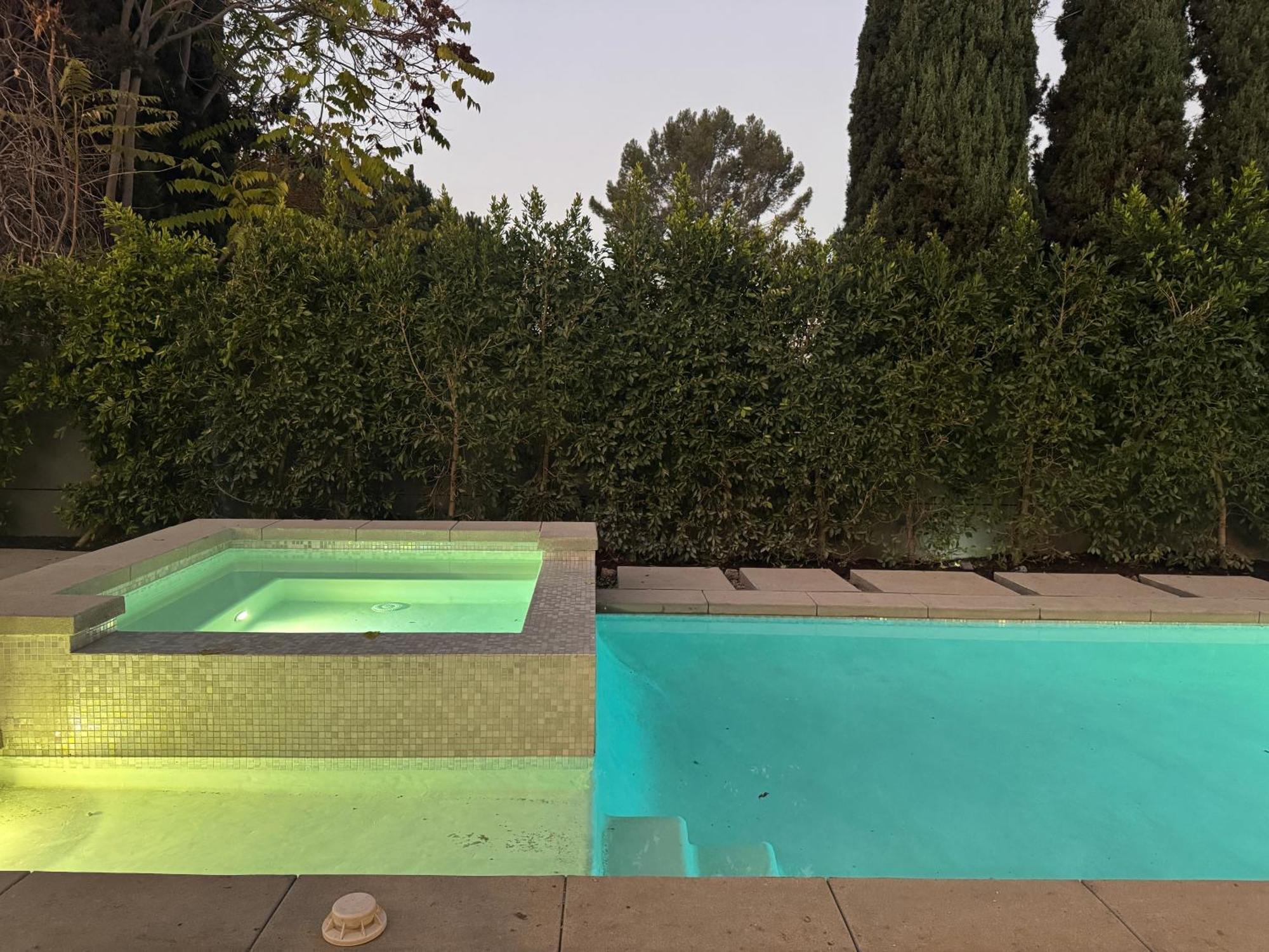 Gorgeous Private And Gated Home In Silver Lake With Pool & Views Лос Анджелис Екстериор снимка